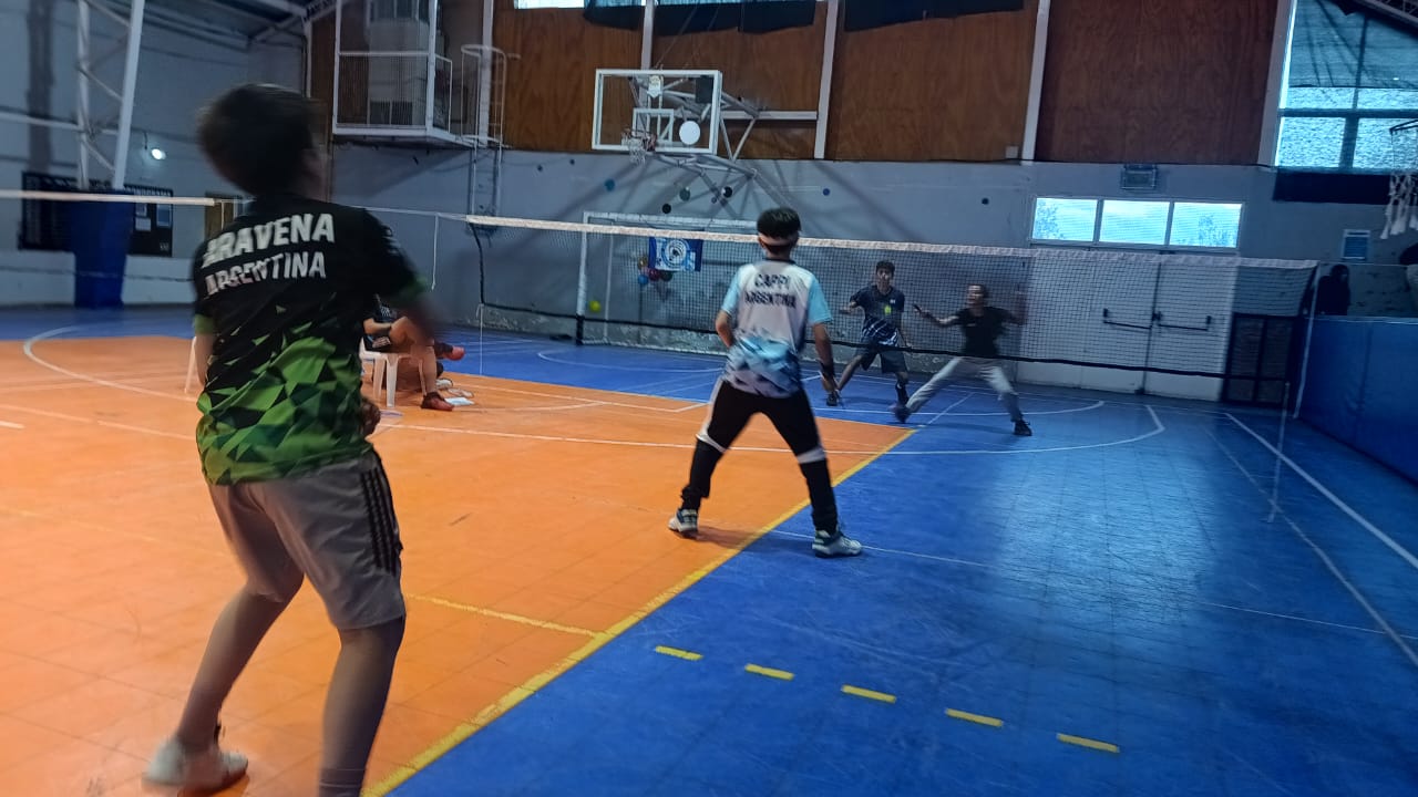 Villa Pehuenia Moquehue es sede del Torneo Clasificatorio Provincial de Bádminton: una elección que dice mucho