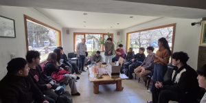 Inventos con sello propio: los chicos del CPEM N° 90 de Villa Pehuenia Moquehue le mostraron sus proyectos al intendente Arturo de Gregorio